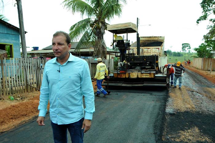 Prefeito Hildon Chaves Vistoria Obras E Lança Mais Asfalto / Rondônia ...